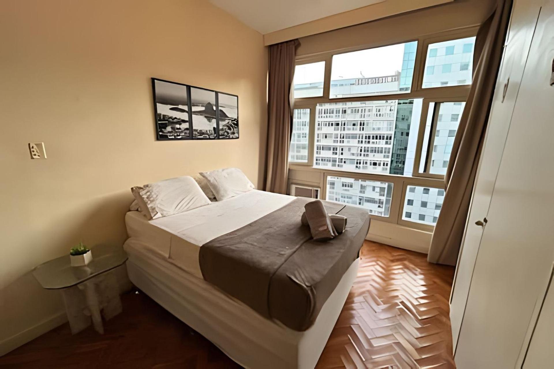 Apartamento Em Copacabana Com Vista Lateral Do Mar Rio de Janeiro Buitenkant foto