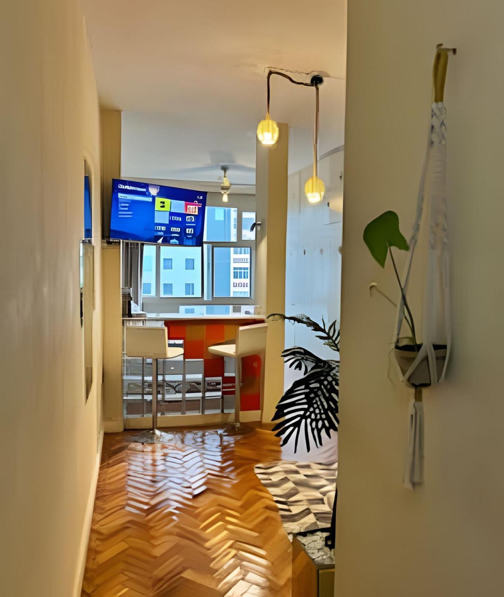Apartamento Em Copacabana Com Vista Lateral Do Mar Rio de Janeiro Buitenkant foto