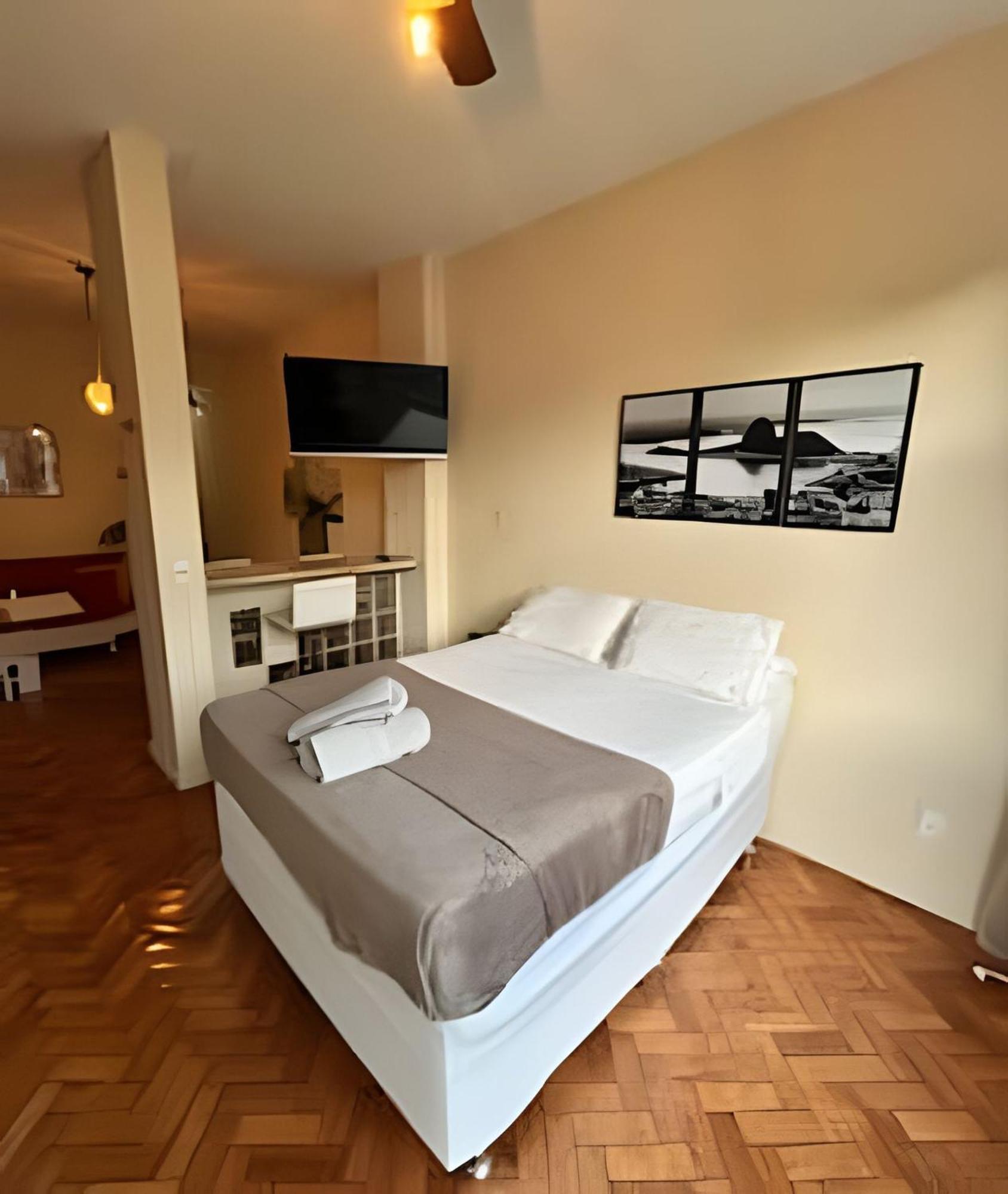 Apartamento Em Copacabana Com Vista Lateral Do Mar Rio de Janeiro Buitenkant foto